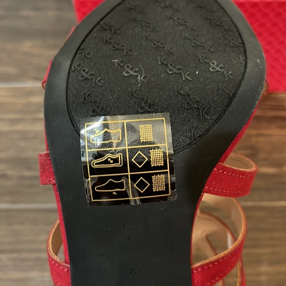 Kelly & Katie Red Jazelle Faux Suede Heel 7.5 Size - Picture 7 of 7